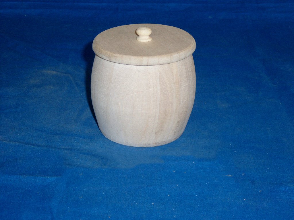 Round barrel-shaped natural-wood wooden box with small round wooden knob lid, smaller version