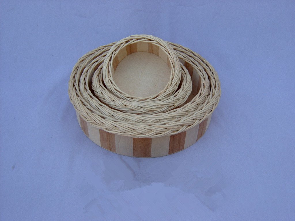 Round wooden basket with woven rattan trim, mixed two-tone wood stripe and lid