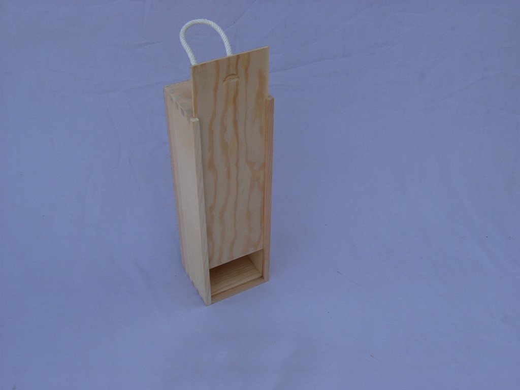 Tall single-bottle natural-pine wooden wine carrier with white rope side handle and side slot
