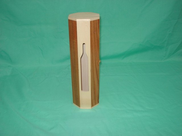 Tall hexagonal natural light wood single-bottle wooden wine box with bottle-shaped window on the front